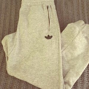 Adidas girls grey sweat pants size Small